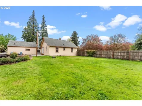 1818 Elm Street Forest Grove OR 97116