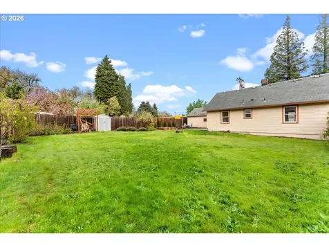 1818 Elm Street Forest Grove OR 97116