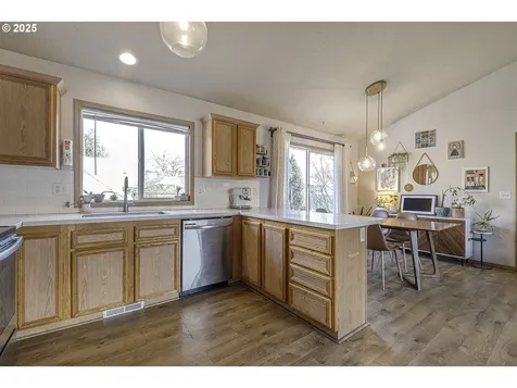 105 Warren Street Oregon City OR 97045