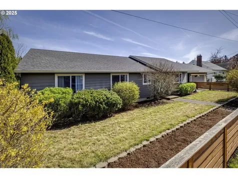 105 Warren Street Oregon City OR 97045