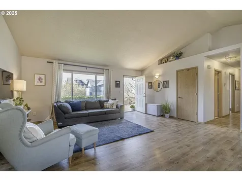 105 Warren Street Oregon City OR 97045