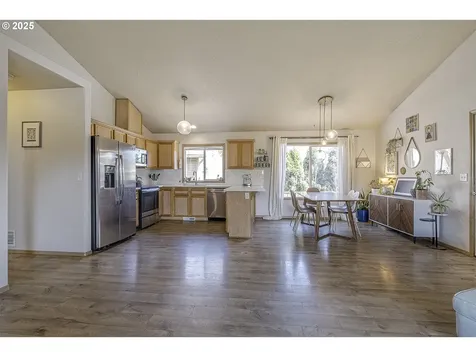 105 Warren Street Oregon City OR 97045