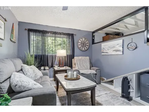 27671 S Ringo Road Mulino OR 97042