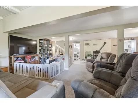 27671 S Ringo Road Mulino OR 97042