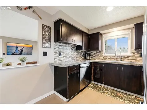 1109 Johnson Street Oregon City OR 97045