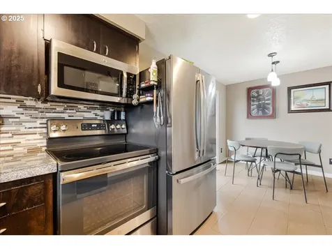 1109 Johnson Street Oregon City OR 97045