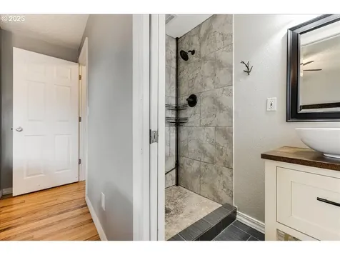 1109 Johnson Street Oregon City OR 97045