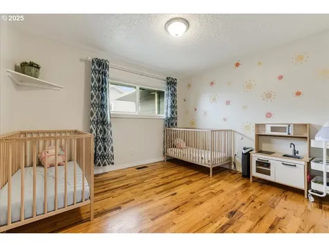 1109 Johnson Street Oregon City OR 97045