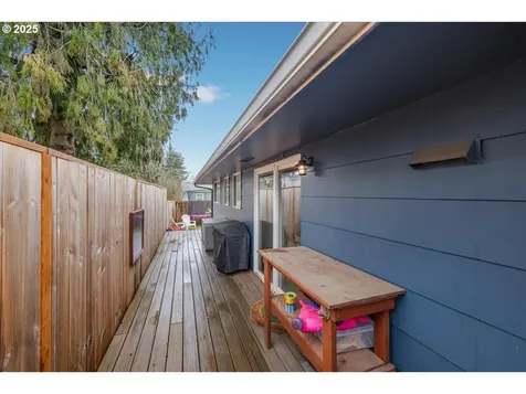 1109 Johnson Street Oregon City OR 97045