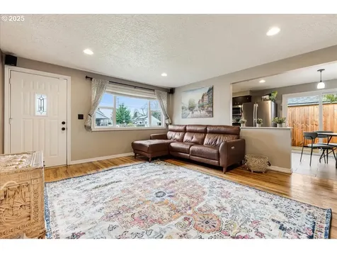 1109 Johnson Street Oregon City OR 97045