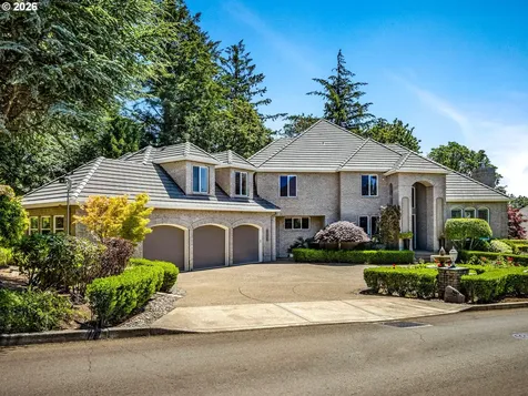 9718 NW Skyview Drive Portland OR 97231