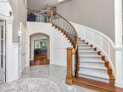 9718 NW Skyview Drive Portland OR 97231