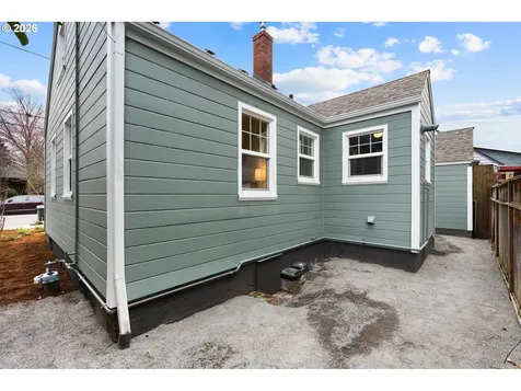 221 N Stafford Street Portland OR 97217