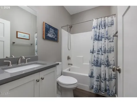 4145 SE Inlet Avenue Lincoln City OR 97367