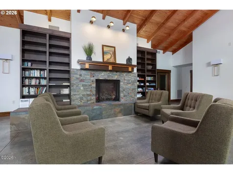 4145 SE Inlet Avenue Lincoln City OR 97367