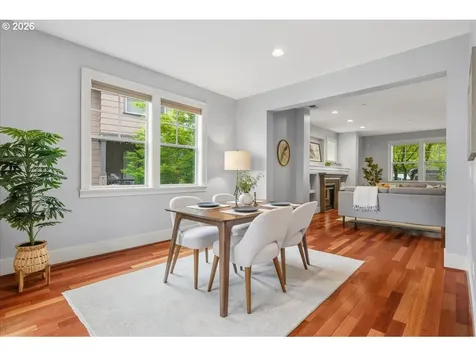 605 SW Trillium Creek Terrace Portland OR 97225