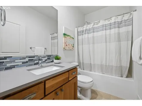 605 SW Trillium Creek Terrace Portland OR 97225