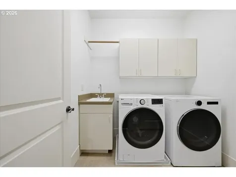 605 SW Trillium Creek Terrace Portland OR 97225