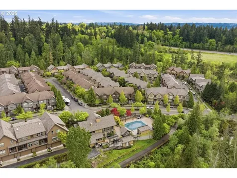 605 SW Trillium Creek Terrace Portland OR 97225