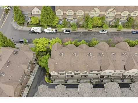 605 SW Trillium Creek Terrace Portland OR 97225