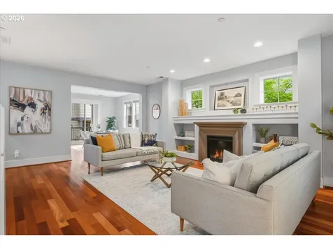 605 SW Trillium Creek Terrace Portland OR 97225