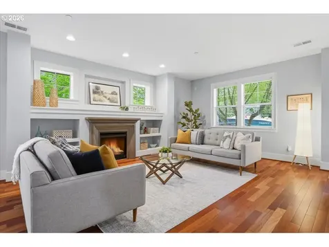 605 SW Trillium Creek Terrace Portland OR 97225