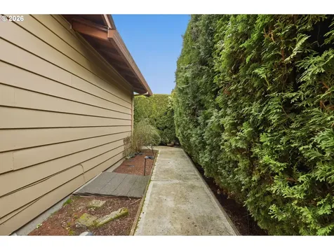 1145 NW Sunnywood Court Mcminnville OR 97128