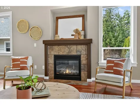5603 SE Oak Street Portland OR 97215