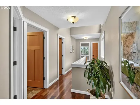 5603 SE Oak Street Portland OR 97215