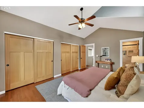 5603 SE Oak Street Portland OR 97215