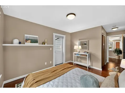 5603 SE Oak Street Portland OR 97215