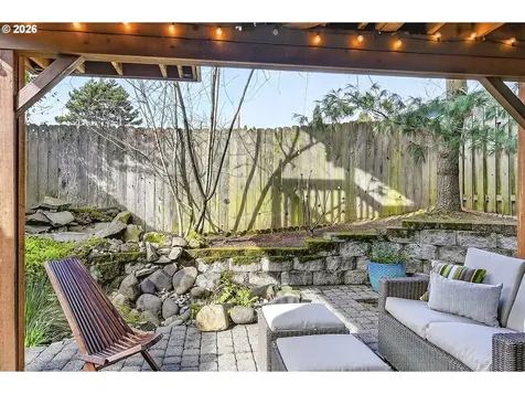5603 SE Oak Street Portland OR 97215
