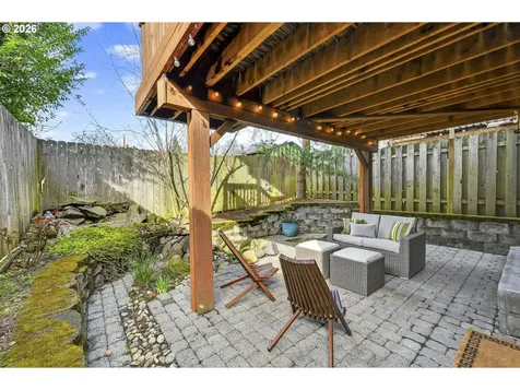 5603 SE Oak Street Portland OR 97215
