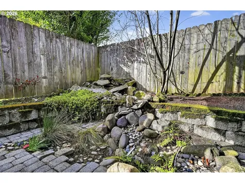 5603 SE Oak Street Portland OR 97215