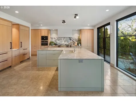 2208 NE 28th Avenue Portland OR 97212