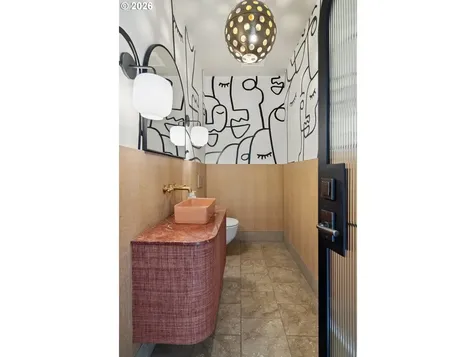 2208 NE 28th Avenue Portland OR 97212