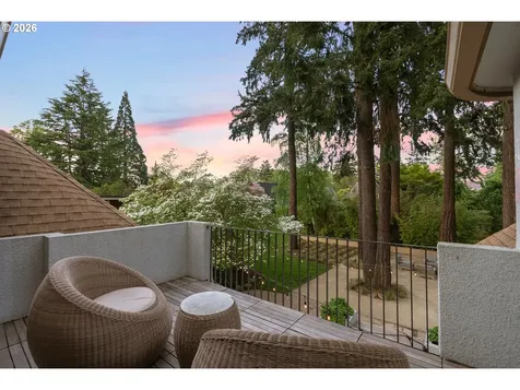 2208 NE 28th Avenue Portland OR 97212
