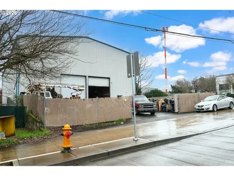 6704 NE 47th Avenue Portland OR 97218
