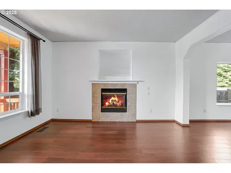 19293 Windmill Drive Oregon City OR 97045
