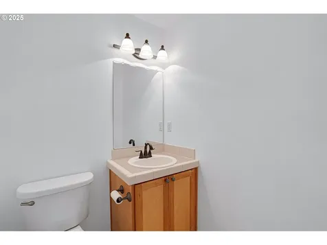 19293 Windmill Drive Oregon City OR 97045
