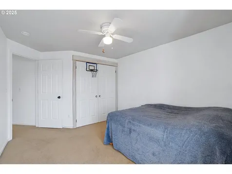 19293 Windmill Drive Oregon City OR 97045