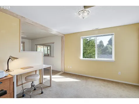 19293 Windmill Drive Oregon City OR 97045