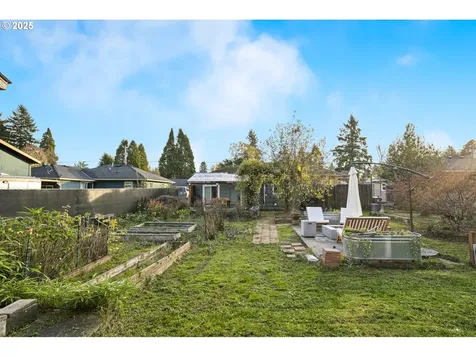 10361 NE Sacramento Street Portland OR 97220