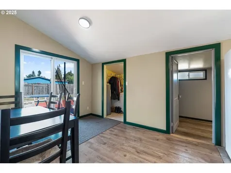 916 B Street Vader WA 98593