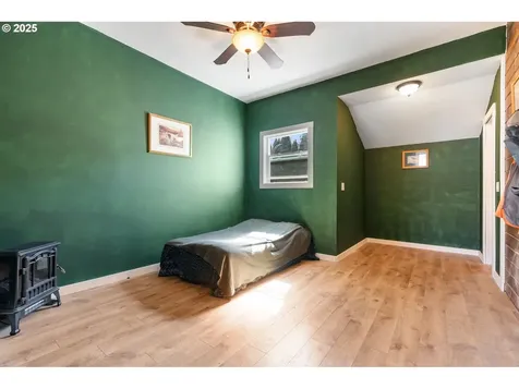 916 B Street Vader WA 98593