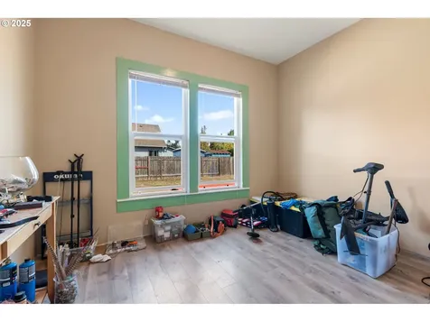 916 B Street Vader WA 98593