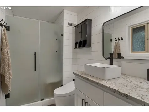5240 Chapman Street S Salem OR 97306