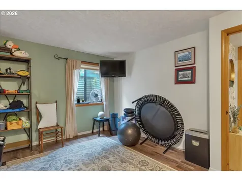 5240 Chapman Street S Salem OR 97306