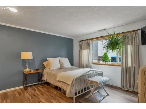 5240 Chapman Street S Salem OR 97306