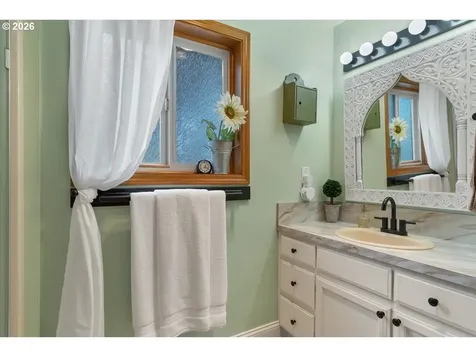 5240 Chapman Street S Salem OR 97306